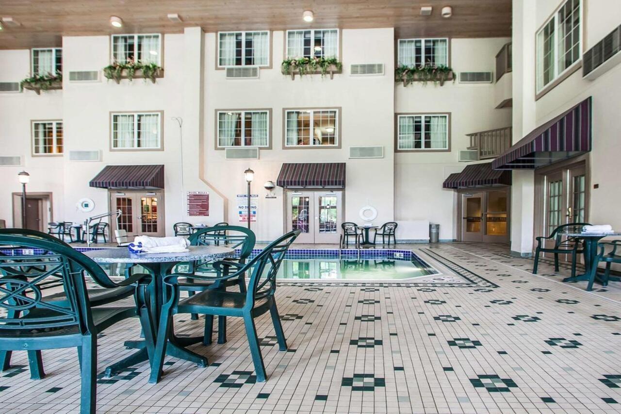 Comfort Suites Milwaukee Airport Oak Creek Esterno foto