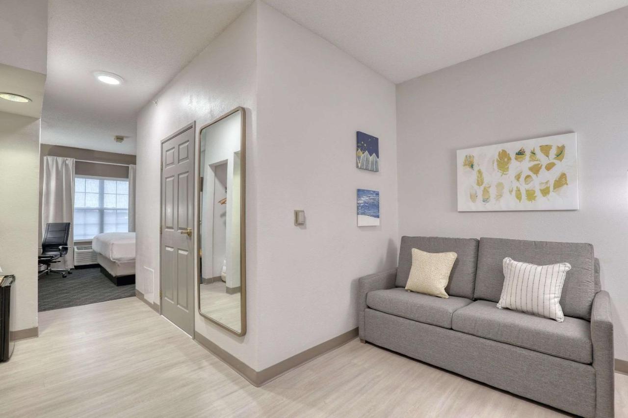 Comfort Suites Milwaukee Airport Oak Creek Esterno foto