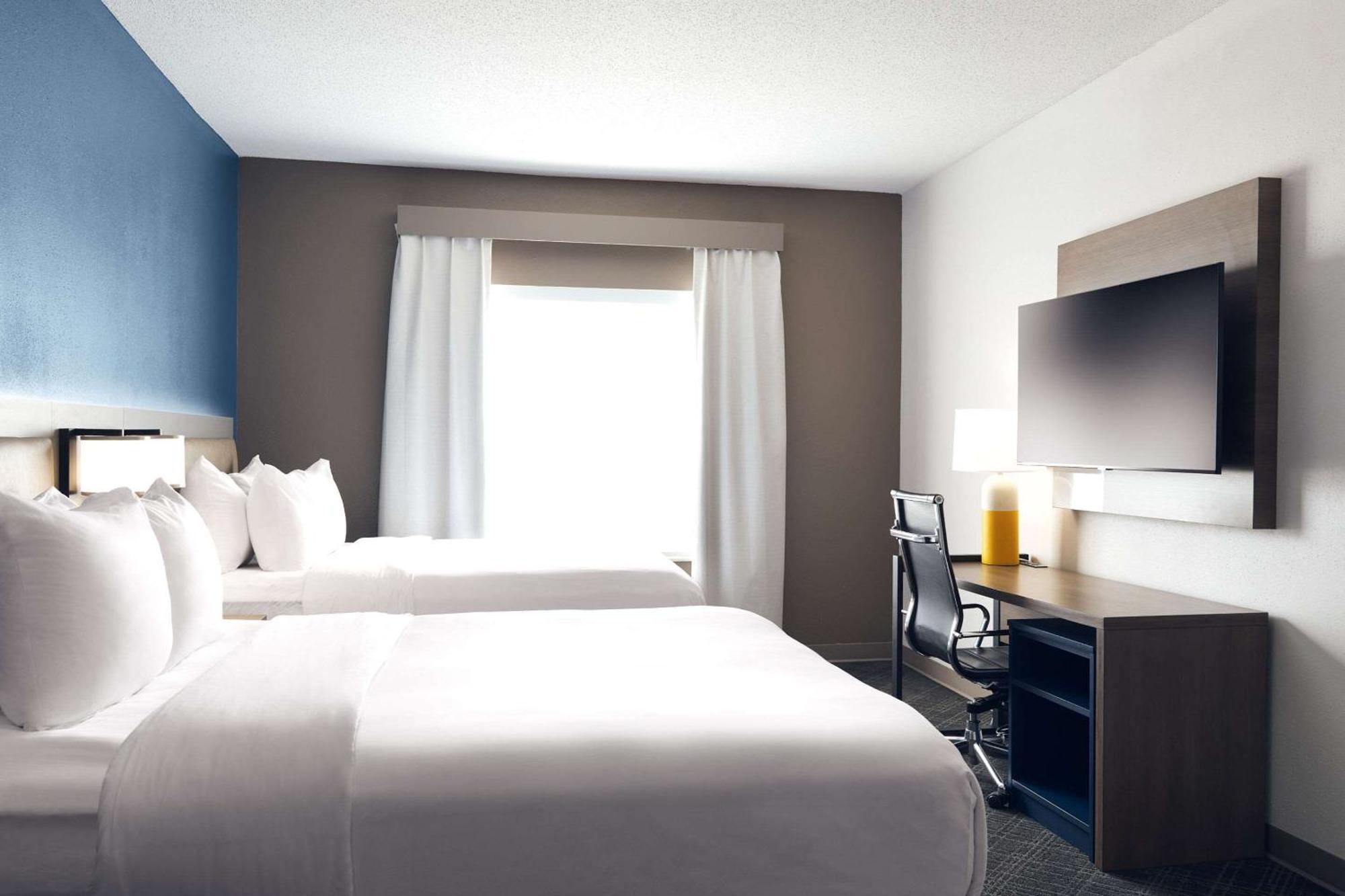 Comfort Suites Milwaukee Airport Oak Creek Esterno foto